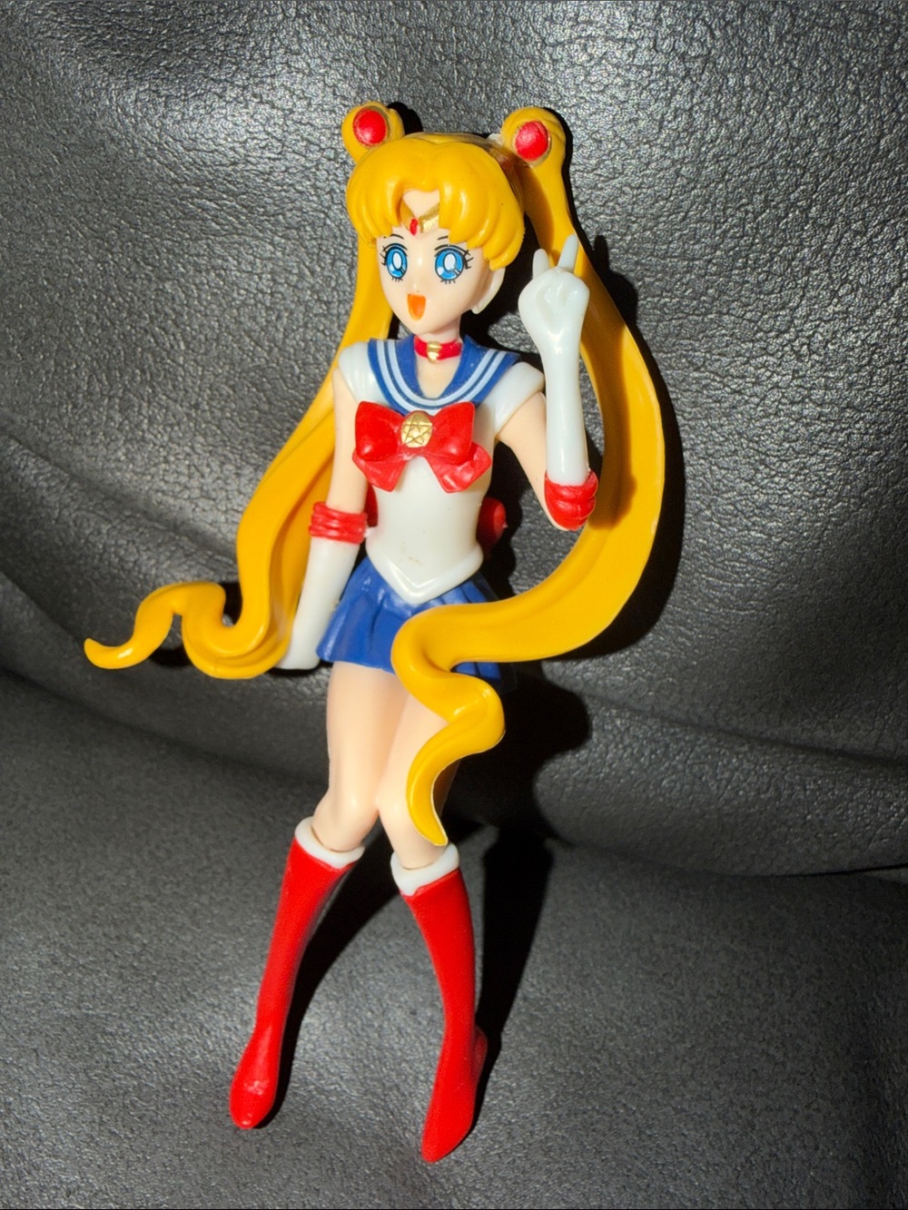 Medium 8inch Sailor Moon Blonde Hair Action Figure - Red & Blue Kids Toy rare